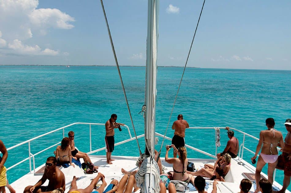 4 Hour Private Neptuno Trimaran (up to 60 people) - Photo 7