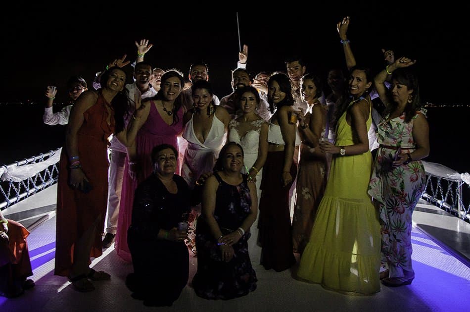 Private Catamaran Party Boat - Photo 3