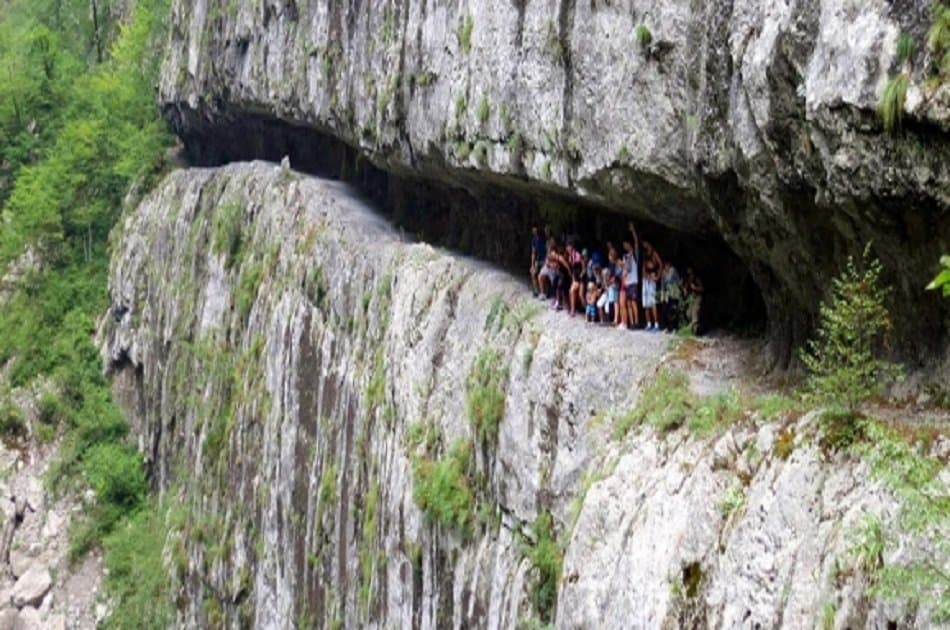 Explore the Montenegro Mountains on a 9 Day Tour - Photo 2