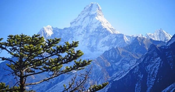 17 Day Everest Base Camp Trek with Gokyo Ri,Cho La Pass & Kalapatthar - Photo 1