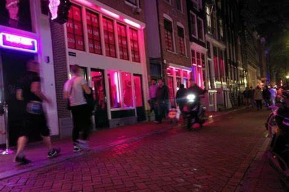 Amsterdam's Red Light Private Tour - Photo 6