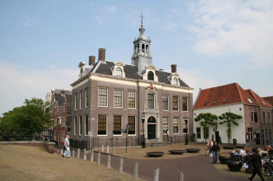 Visit Beautiful North Holland - Volendam, Edam and windmills - Photo 5