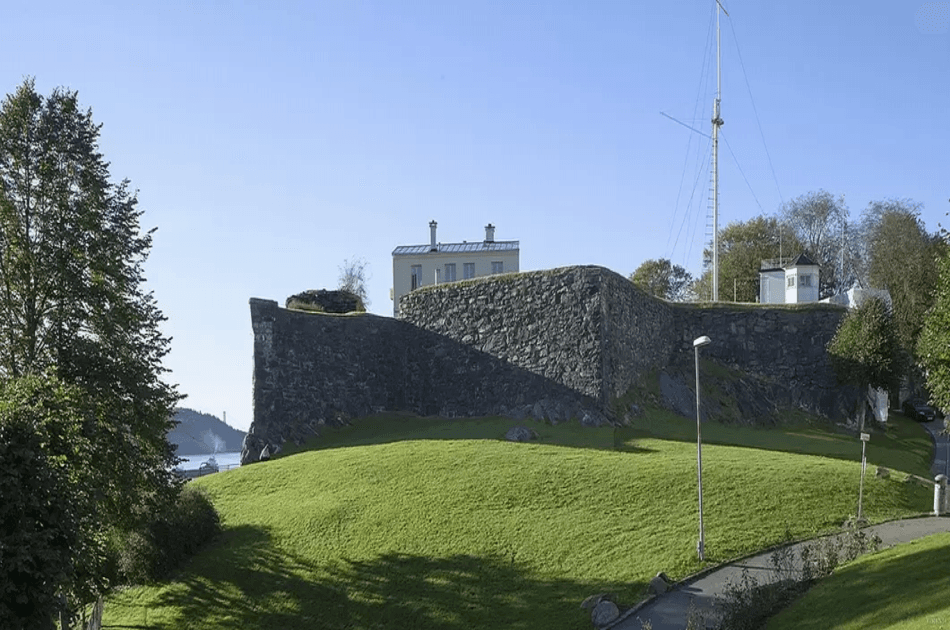 Bergen Historic Sightseeing Cruise - Photo 5