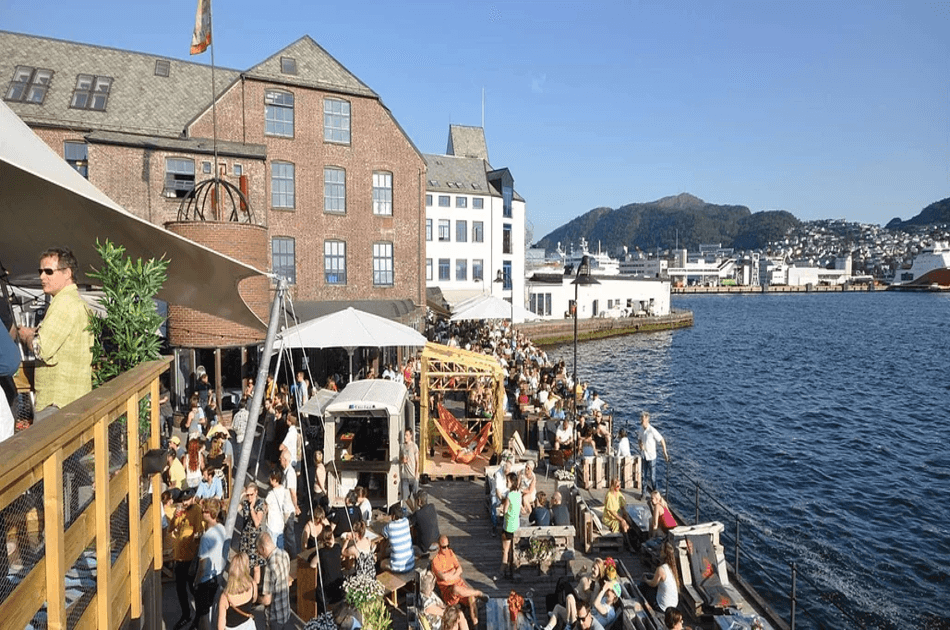 Bergen Historic Sightseeing Cruise - Photo 8