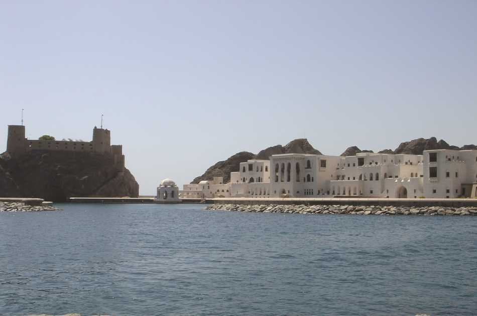Muscat Sunset Dhow Cruise - Photo 3
