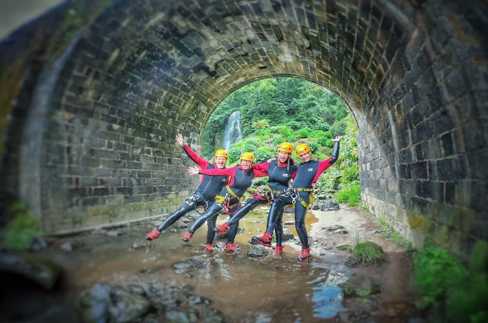 Canyoning in Ribeira dos Caldeirões - Photo 6
