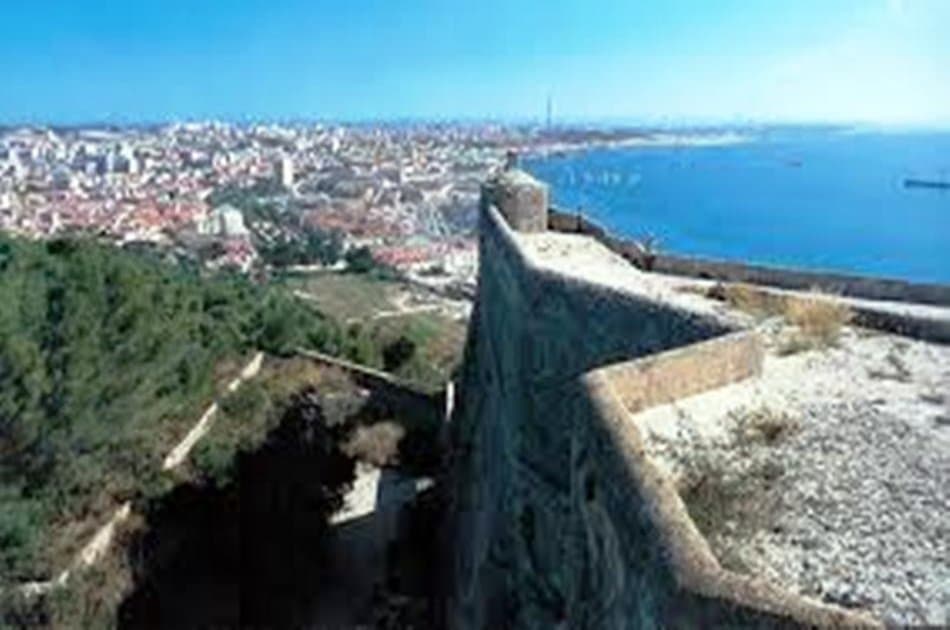 Lisbon Tour to Arrabida & Sesimbra Natural Park- with fish / seafood lunch - Photo 11
