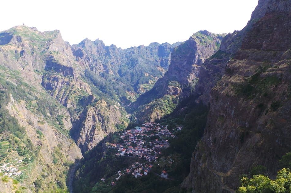 Nun's Valley & Pico Do Arieiro - Open Roof 4x4 Tour - Photo 8