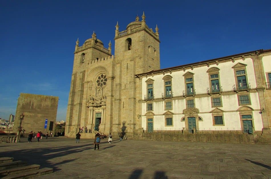 Porto - Downtown Walking tour - Photo 6