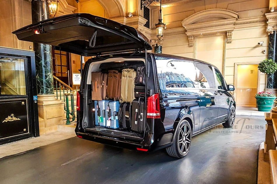 Private Transfer from Lisbon Airport to Lisbon City - Photo 3