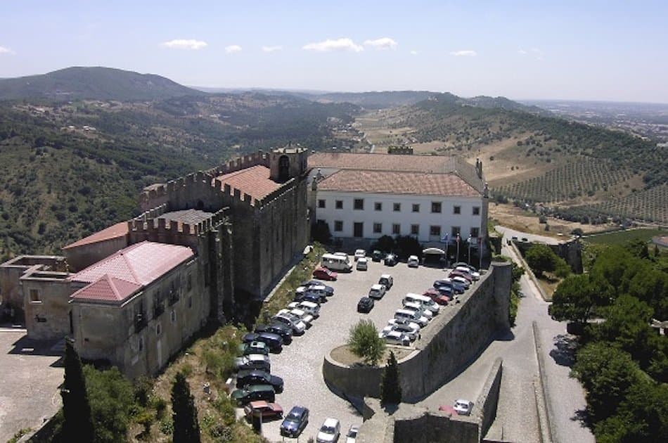 Private Transfer from Palmela to Lisbon Airport - Photo 4