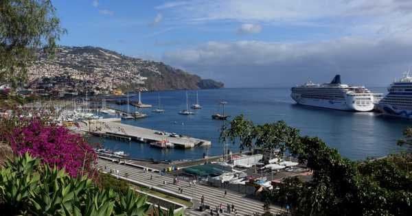 Skywalk & Volcanic Natural Pools Jeep Tour - Photo 1