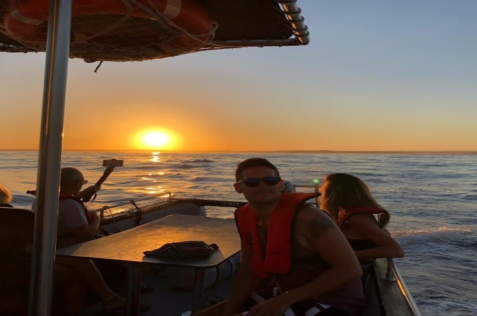 Sunset trip with wine and canapés - Photo 2