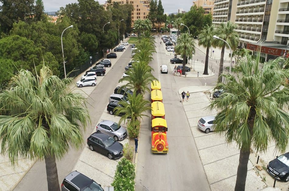 Vilamoura: Hop On Hop Off City Tour by Tourist Train - Photo 5
