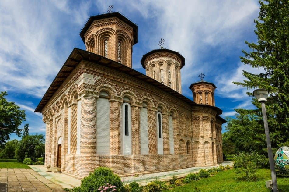 Visit Snagov Monastery & Mogosoaia Palace - Photo 5