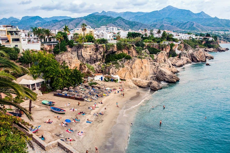 Enjoy visiting Nerja and Frigiliana from Granada - Photo 7