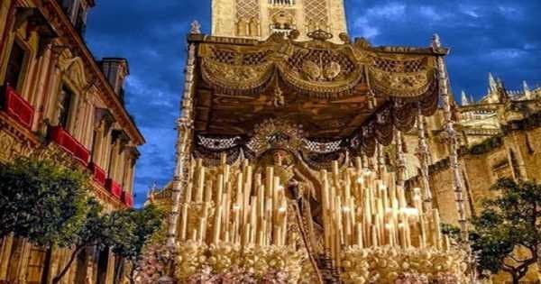Holy Week Tour Cofrade - Photo 1