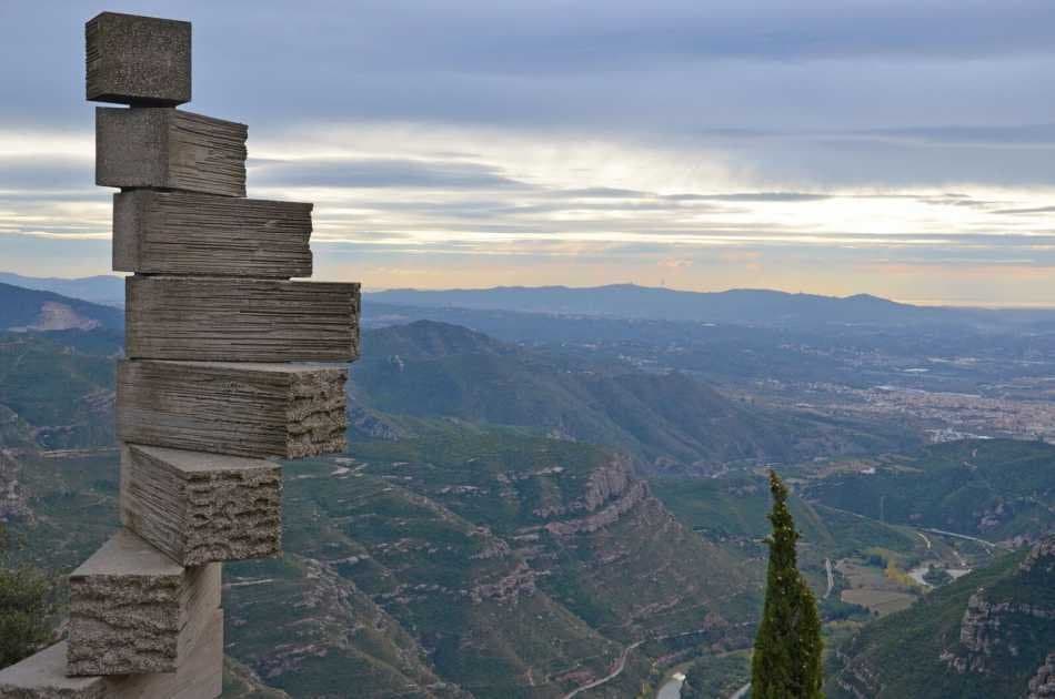 Montserrat Mountain Private Experience with Lunch Included - Photo 8