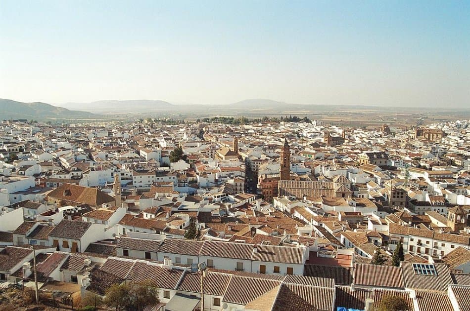 The City of Antequera and Torcal from Granada - Photo 3