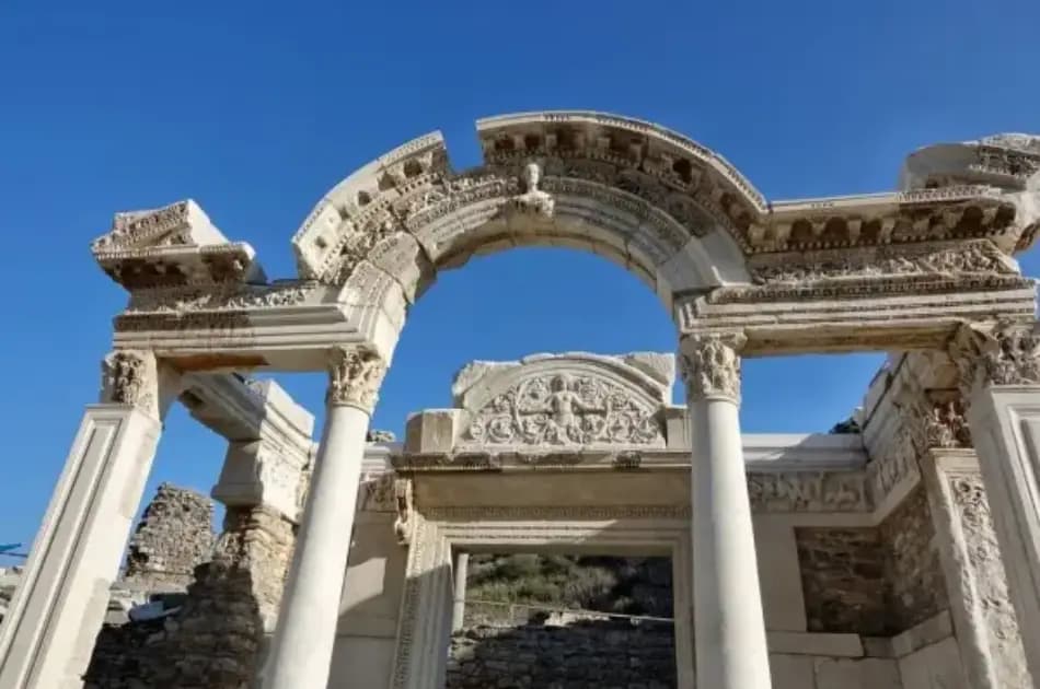 3-Day Mini Historic Aegean Tour From Izmir: Kusadasi, Ephesus And Pamukkale - Photo 3