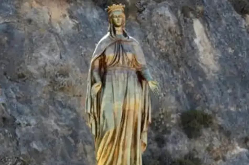 A Private Experience to Sunday Mass in the House of the Virgin Mary from Izmir - Photo 18