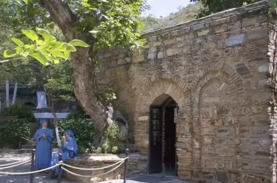 A Private Experience to Sunday Mass in the House of the Virgin Mary from Izmir - Photo 8
