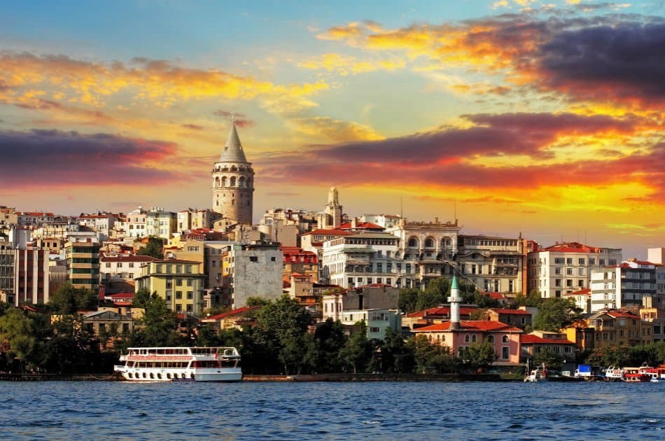 Bosphorus Cruise and Cable Car: 4-Hour Afternoon Tour - Photo 3