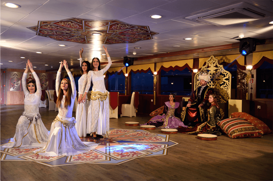 Bosphorus Dinner Cruise - Photo 3
