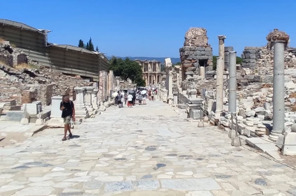 Ephesus in a day from Istanbul - Photo 13