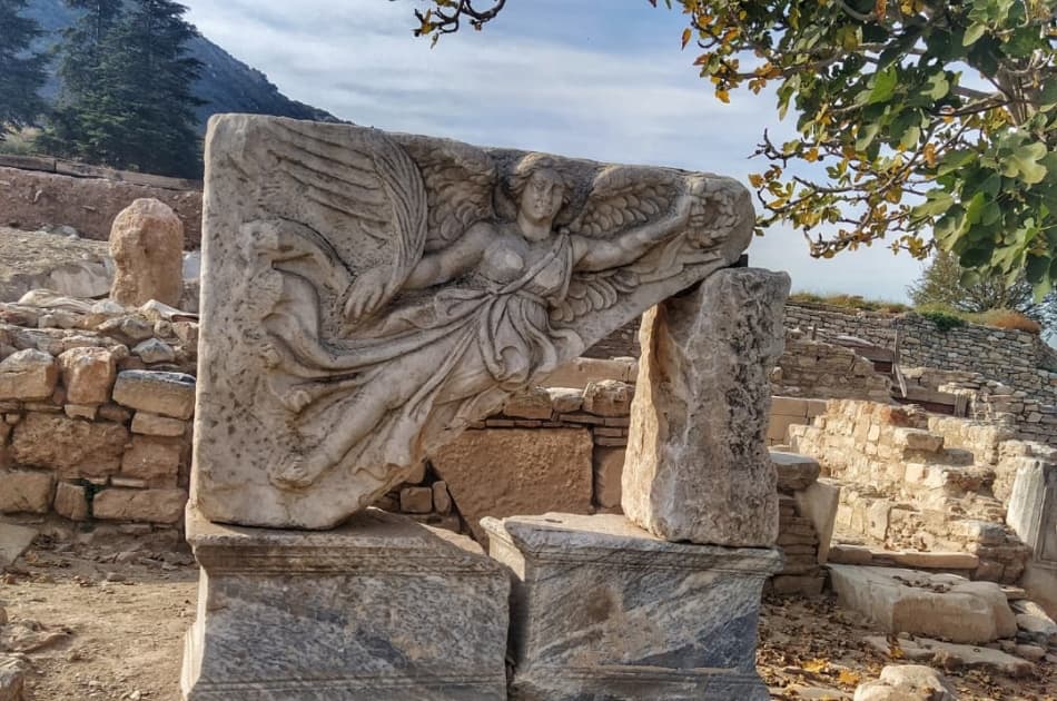 Exclusive All-Inclusive Ephesus Tour: A Day Trip from Istanbul to Ancient Wonders - Photo 10