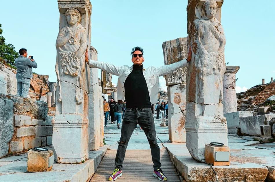 Experience More | The Keys to the Ephesus City | Customized Private Tour - Photo 3