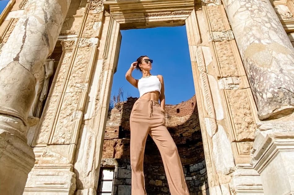 EXPLORE EPHESUS BEST | 3-Hour Skip-the-Line Ephesus & Terrace Houses Tour - Photo 2