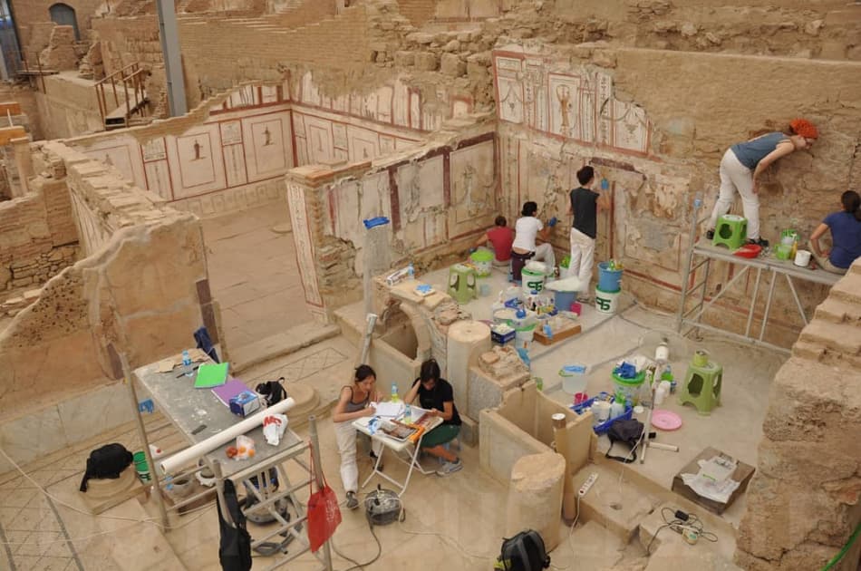 EXPLORE EPHESUS BEST | 3-Hour Skip-the-Line Ephesus & Terrace Houses Tour - Photo 3