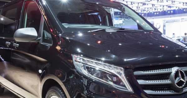 Private Kusadasi to Izmir Airport Departure Transfer - Photo 1