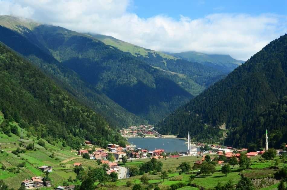 Private Tour of the Switzerland Landscape of Uzungol Lake - Photo 3