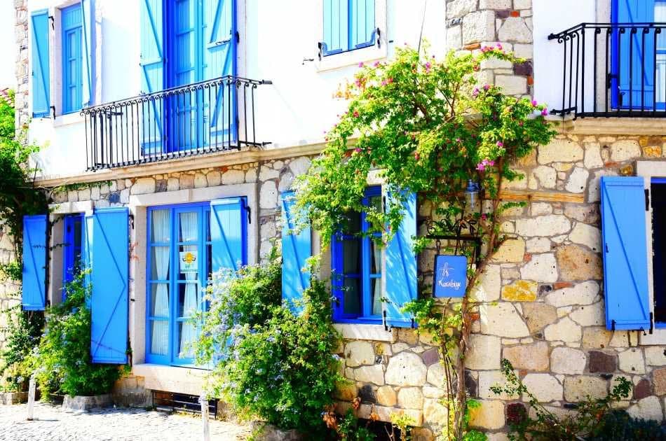 See Cesme and Alacati on a Private Tour With Wine Tasting and Turkish Lunch - Photo 4