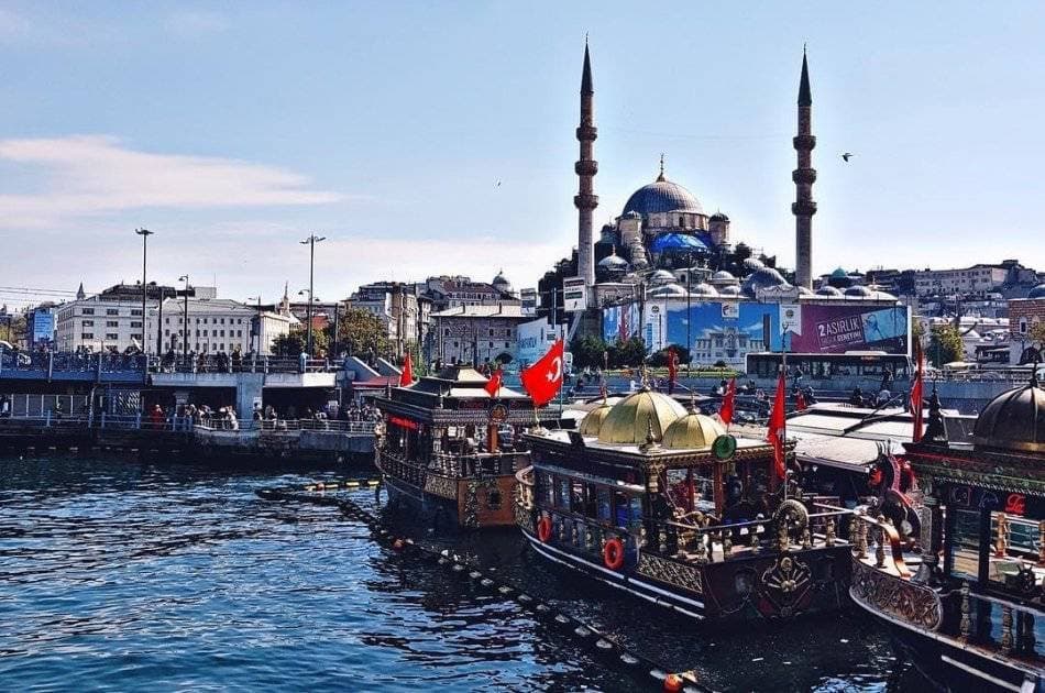 The Bosphorus Cruise Tour from Istanbul - Photo 4