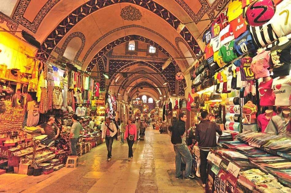 Visit 2 Continents on a Bosphorus Cruise Full-Day Istanbul Tour with Lunch - Photo 3