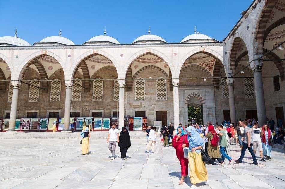 Visit 2 Continents on a Bosphorus Cruise Full-Day Istanbul Tour with Lunch - Photo 23