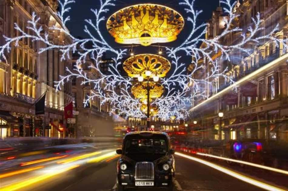 Christmas Eve in London With Dinner and Midnight Mass - Photo 4