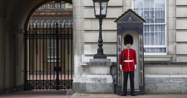 Half Day Tour of London With St. Pauls Cathedral and Guard Change - Photo 1