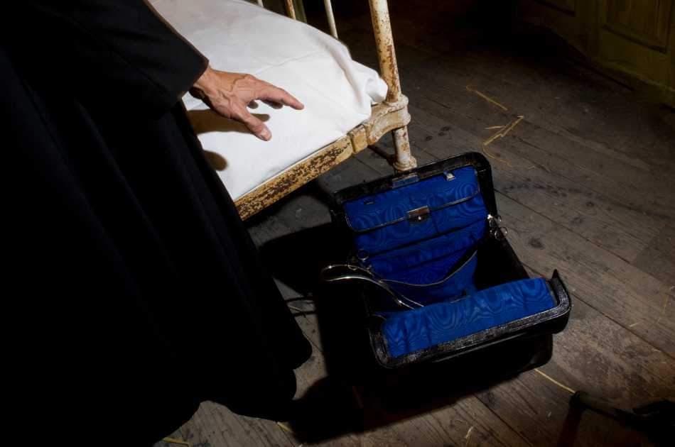 Jack the Ripper Walking Tour - 6:00 pm - Photo 8