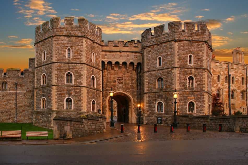 Windsor Castle and Roman Baths with Free Lunch Pack - Photo 8