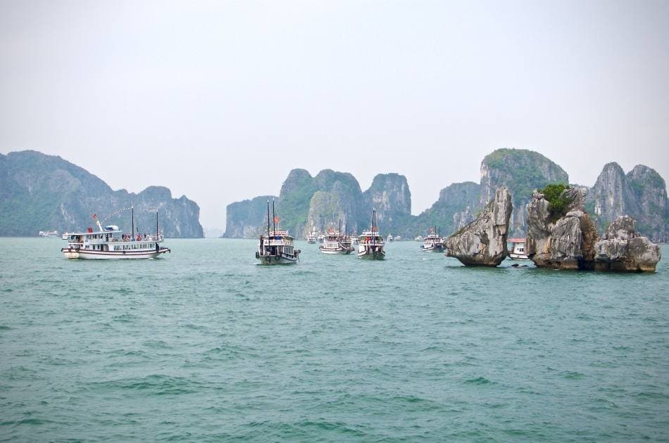 Ha Long Bay 1 Day Tour - Photo 9