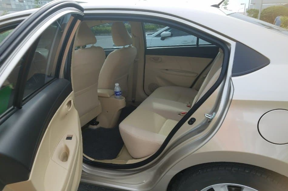 Hanoi Airport Arrival Transfer by 4 Seats Car - Photo 2