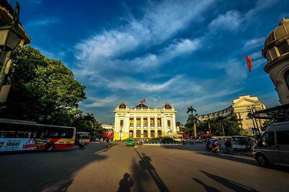 Hanoi Evening Tour With Cyclo & Water Puppet Show - Photo 4