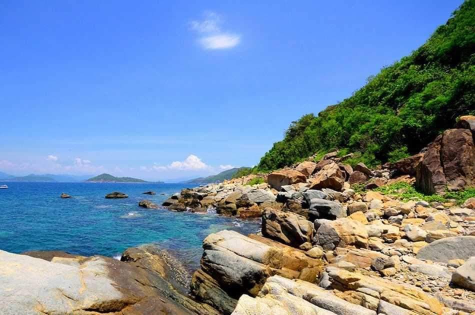 Nha Trang Island Day Tour With Snorkelling & Fishing - Photo 3