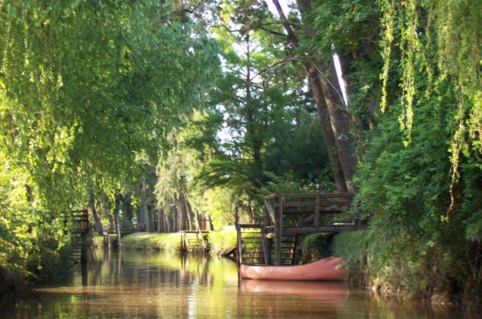 Cruise Through the Delta and Tigre