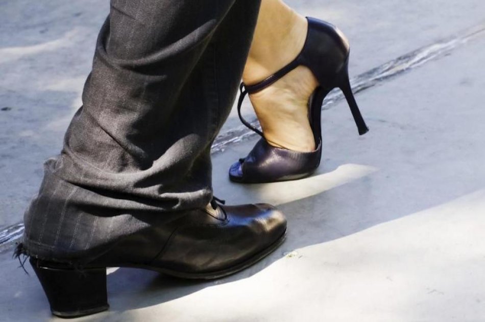 Immerese Yourself In The Argentine Tango Show In Piazolla Tango House