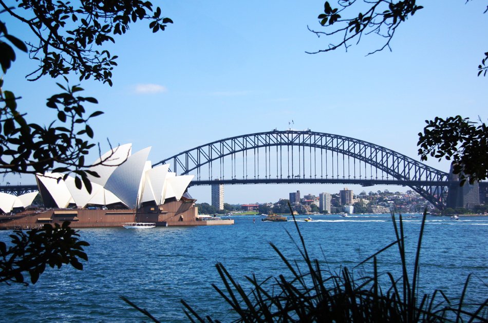 Sydney Private Tours Half Day with Opera House & Bondi Beach